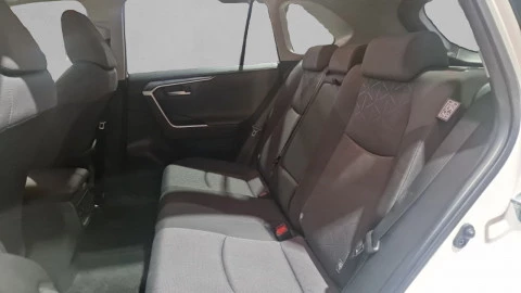 Toyota Rav4 2.5l 220H Advance