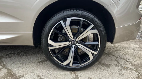 Volvo XC60 2.0 T6 AWD Recharge Ultra Dark Auto