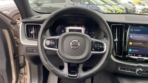 Volvo XC60 2.0 T6 AWD Recharge Ultra Dark Auto