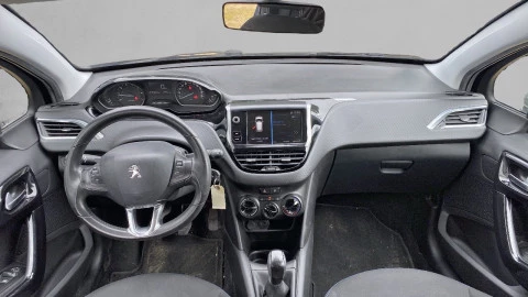 Peugeot 208 5P STYLE 1.2L PureTech 60KW (82CV)