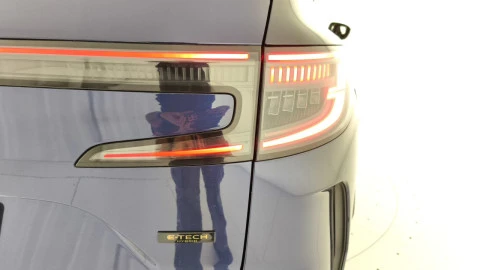 Renault Espace Techno E-Tech full hybrid 146kW
