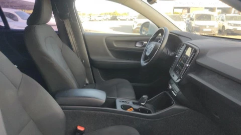 Volvo XC40 1.5 T2 Momentum Core Auto