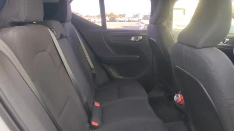 Volvo XC40 1.5 T2 Momentum Core Auto