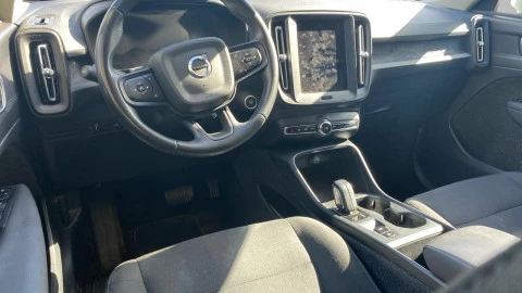Volvo XC40 1.5 T2 Momentum Core Auto