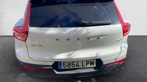 Volvo XC40 1.5 T2 Momentum Core Auto