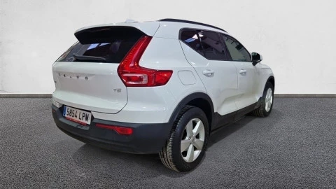 Volvo XC40 1.5 T2 Momentum Core Auto