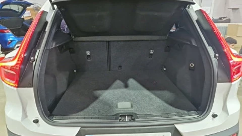 Volvo XC40 1.5 T2 Momentum Core Auto