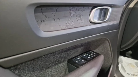 Volvo XC40 1.5 T2 Momentum Core Auto