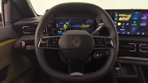 Renault 5 E-Tech   Iconic cinq autonomia confort 110 kW