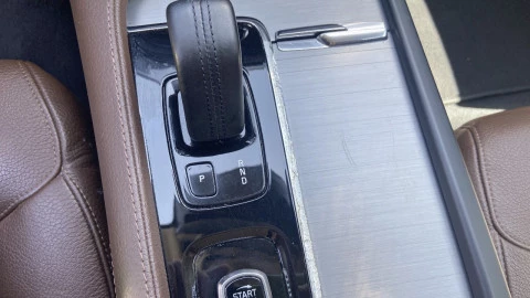 Volvo XC90 2.0 B5 D AWD Business Plus Auto