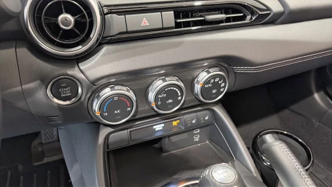 Mazda MX-5  ST 1.5 Skyactiv-G Homura