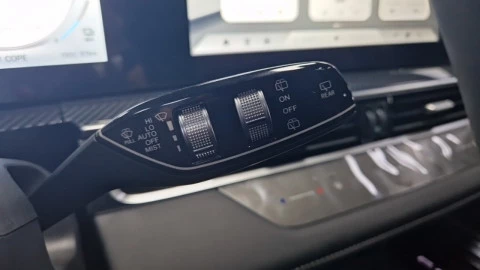 EBRO S700 1.5 TGDI PHEV Luxury E-CVT