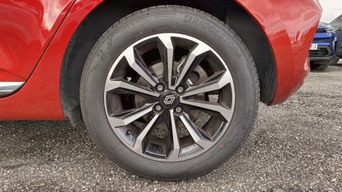 Renault Clio techno Eco-G 100cv (74kW)