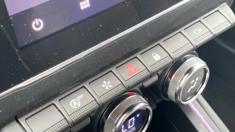 Renault Clio techno Eco-G 100cv (74kW)