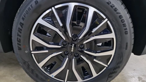 EBRO S700 1.5 TGDI PHEV Luxury E-CVT