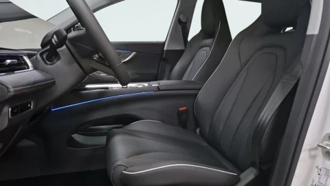 EBRO S700 1.5 TGDI PHEV Luxury E-CVT