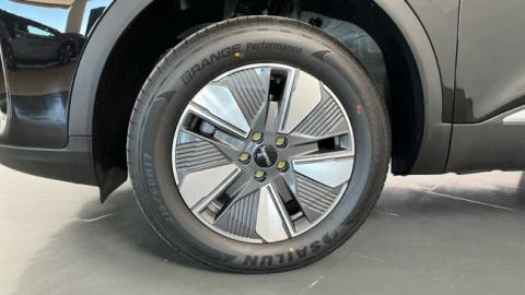 EBRO S400 1.5 DHE HEV Excellence CVT