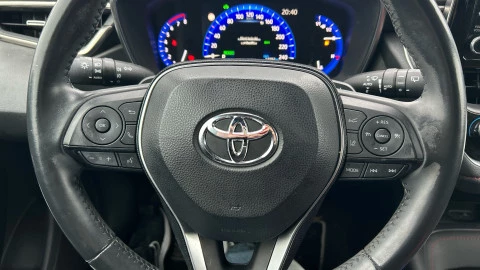 Toyota Corolla 2.0 180H ADVANCE E-CVT