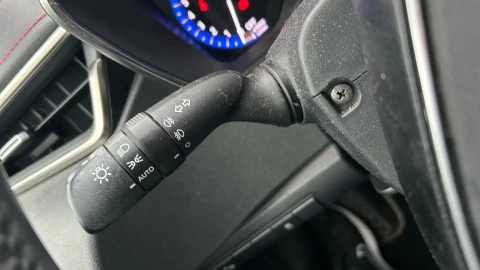 Toyota Corolla 2.0 180H ADVANCE E-CVT