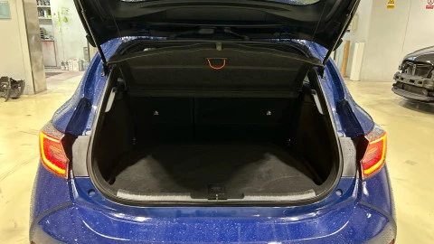 Toyota Corolla 2.0 180H ADVANCE E-CVT