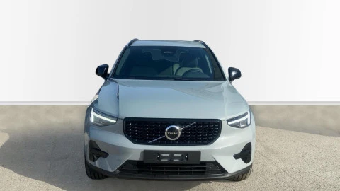 Volvo XC40 2.0 B3 G Plus Dark Auto