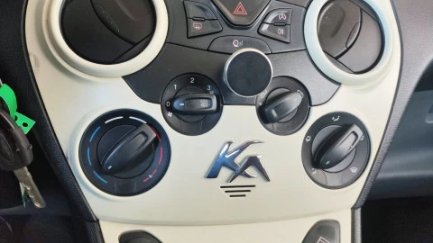 Ford KA Black & White Ed. 1.2 Duratec A.-St.-St.