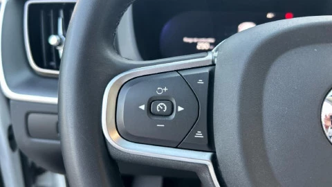 Volvo XC60 2.0 B4 D Core Auto