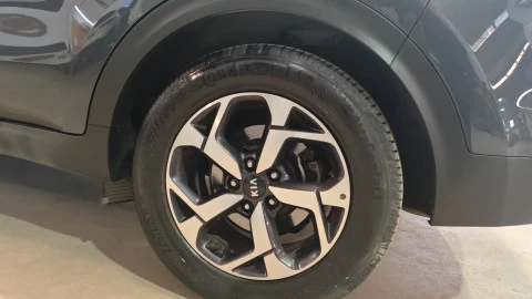 Kia Sportage 1.6 MHEV Business 100kW (136CV) 4x2