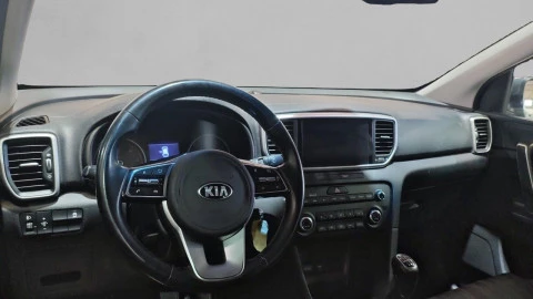 Kia Sportage 1.6 MHEV Business 100kW (136CV) 4x2