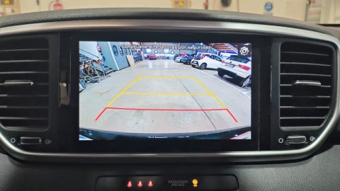 Kia Sportage 1.6 MHEV Business 100kW (136CV) 4x2