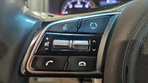 Kia Sportage 1.6 MHEV Business 100kW (136CV) 4x2