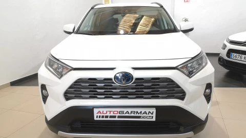 Toyota Rav4 2.5l 220H Advance