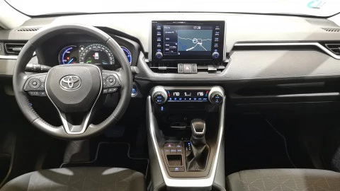 Toyota Rav4 2.5l 220H Advance