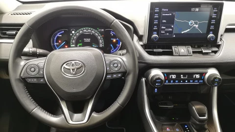 Toyota Rav4 2.5l 220H Advance