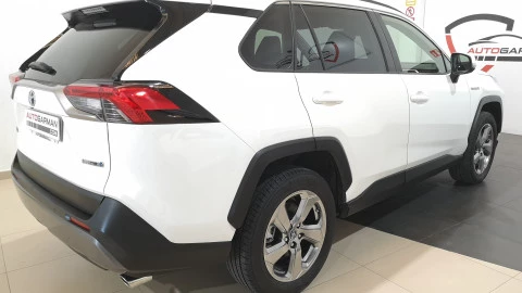 Toyota Rav4 2.5l 220H Advance