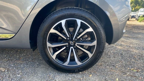 Renault Clio techno Eco-G 100cv (74kW)