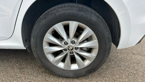 Skoda Kamiq 1.0 TSI 81kW (110CV) DSG Ambition