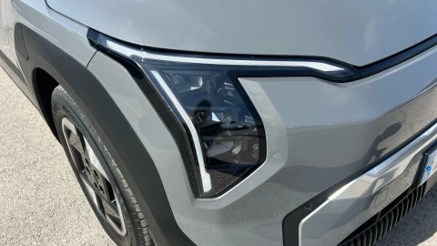 Kia EV3 Earth Standard Range