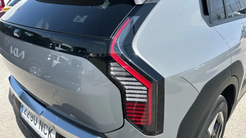 Kia EV3 Earth Standard Range