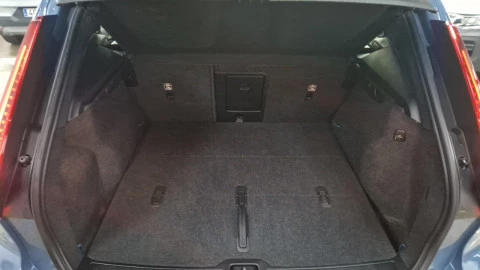 Volvo XC40 1.5 T2 Essential Auto