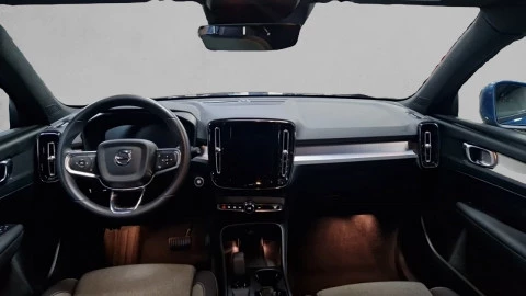 Volvo XC40 1.5 T2 Essential Auto