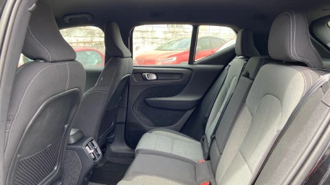 Volvo XC40 2.0 B3 G Core Auto