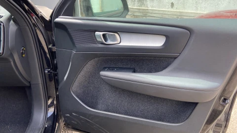 Volvo XC40 2.0 B3 G Core Auto