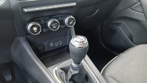 Renault Captur Zen TCe 140CV GPF Micro Híbrido
