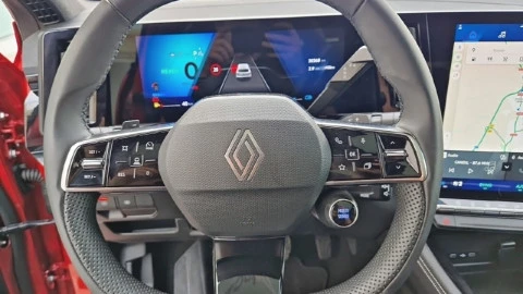 Renault Rafale Techno full hybrid E-Tech 200CV (147kW)