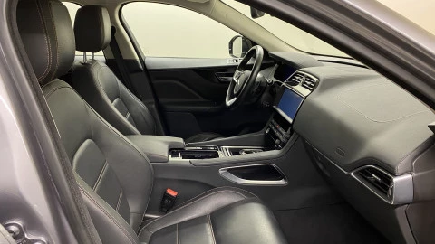 Jaguar F-Pace 2.0L i4D 132kW Prestige Auto