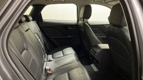 Jaguar F-Pace 2.0L i4D 132kW Prestige Auto