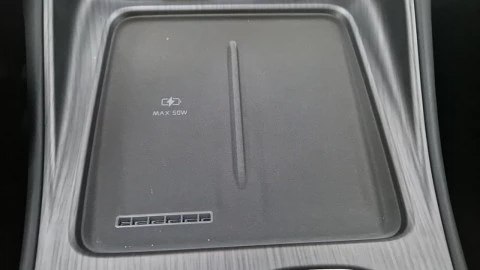 EBRO S800 1.5 TGDI PHEV Premium E-CVT