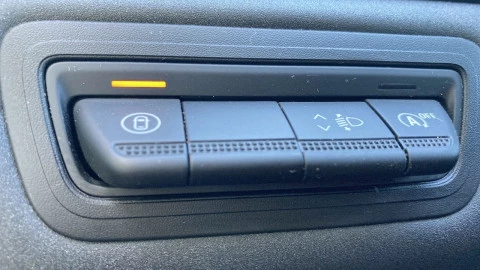 Renault Captur techno Eco-G 100cv (74 kW)
