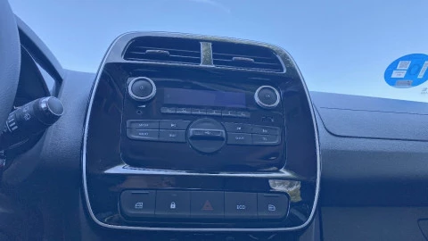 Dacia Spring Essential Electric 33kW (45CV)